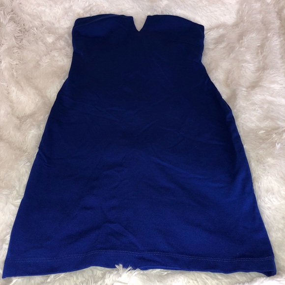 Strapless Bodycon Vcut dress - Picture 6 of 8